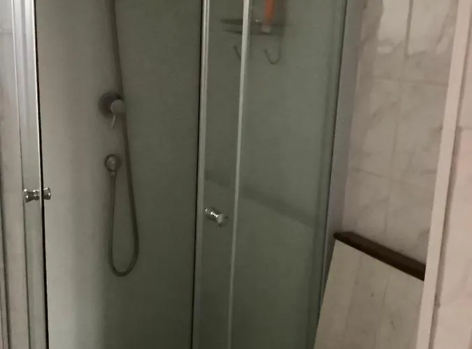 No. 5 - 2 Couette-café Plaisance (Gers)